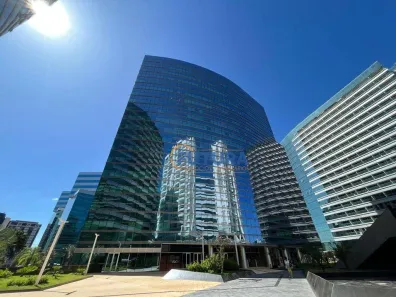 Sala Comercial para alugar, 571m² no Asa Norte, Brasília