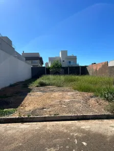 Lote/Terreno à venda, 314m² no Laranjeiras, Uberlândia