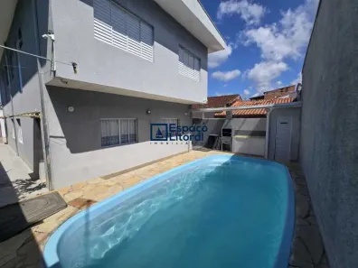 Sobrado com 8 Quartos à venda, 230m² no Martim de Sá, Caraguatatuba