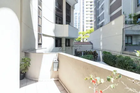 Apartamento com 2 Quartos para alugar, 138m² no Vila Nova Conceição, São Paulo