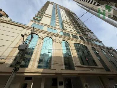 Apartamento com 4 Quartos à venda, 180m² no Meia Praia, Itapema