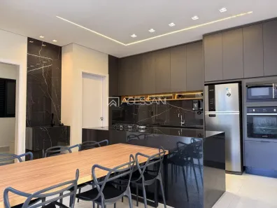 Casa com 4 Quartos à venda, 200m² no Centro, Franca