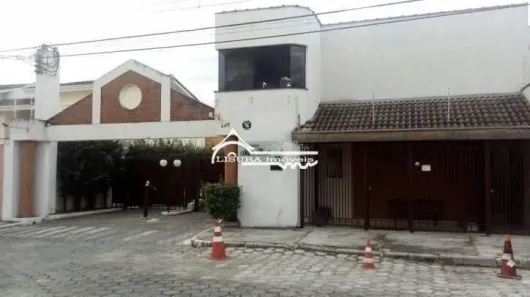 Casa de Condomínio com 3 Quartos para alugar, 161m² no Jardim Santa Maria, Jacareí