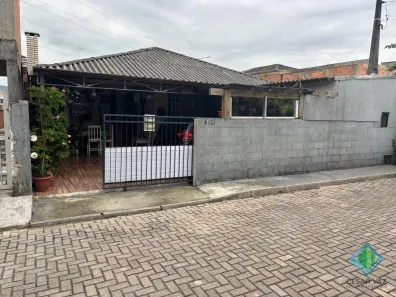 Casa com 3 Quartos à venda, 110m² no Pachecos, Palhoça