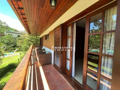 Casa de Condomínio com 4 Quartos à venda, 200m² no Carlos Guinle, Teresópolis