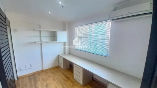 Sala Comercial à venda, 37m² no Parque Residencial Aquarius, São José dos Campos