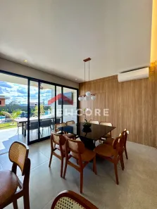 Sobrado com 4 Quartos à venda, 270m² no Ninho Verde II, Pardinho