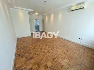 Apartamento com 3 Quartos para alugar, 101m² no Centro, Florianópolis