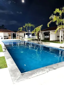Apartamento com 2 Quartos para alugar, 59m² no Ponta Negra, Manaus