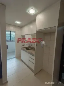 Apartamento com 2 Quartos para alugar, 67m² no Zona 07, Maringá