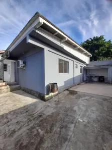Casa com 2 Quartos para alugar, 80m² no Centro, Biguaçu