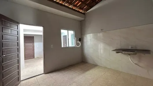 Apartamento com 2 Quartos para alugar, 50m² no Barroso, Fortaleza