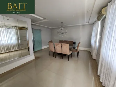 Sobrado com 3 Quartos à venda, 294m² no São Marcos, Joinville