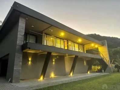 Casa de Condomínio com 4 Quartos à venda, 420m² no Lomba Grande, Novo Hamburgo