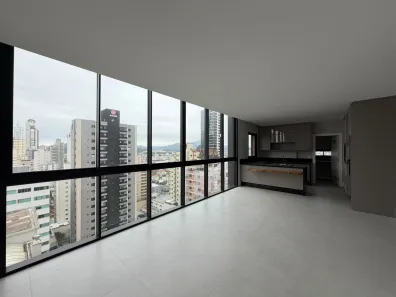 Apartamento com 4 Quartos à venda, 135m² no Centro, Balneário Camboriú