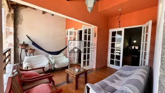 Casa com 3 Quartos à venda, 400m² no Piratininga, Niterói