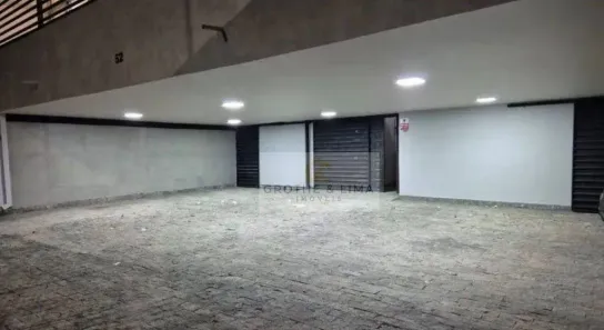 Imóvel Comercial à venda, 550m² no Vila Santa Helena, São José dos Campos