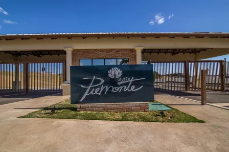 Lote/Terreno à venda, 348m² no Parque Universitário, Franca