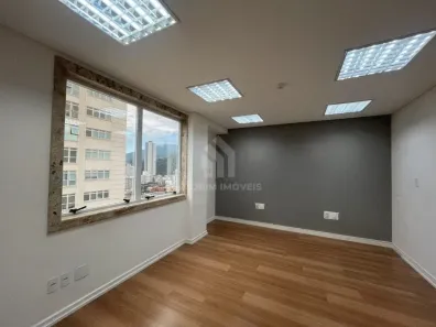 Sala Comercial para alugar, 36m² no Centro, Itajaí