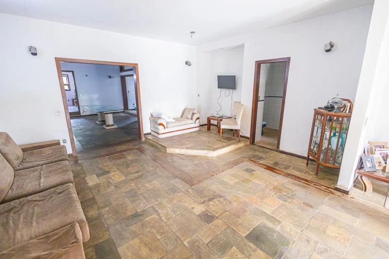 Casa com 5 quartos — Bandeirantes (Pampulha), Belo Horizonte