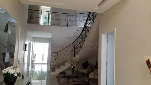 Sobrado com 4 Quartos à venda, 470m² no Condomínio Residencial Terras de Santa Clara, Jacareí
