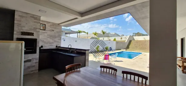 Casa de Condomínio com 3 Quartos à venda, 260m² no , Araçoiaba da Serra