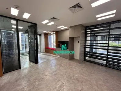 Sala Comercial para alugar, 200m² no Jardim das Acácias, São Paulo