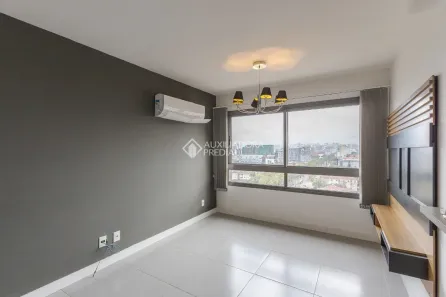 Apartamento com 3 Quartos para alugar, 75m² no Farroupilha, Porto Alegre