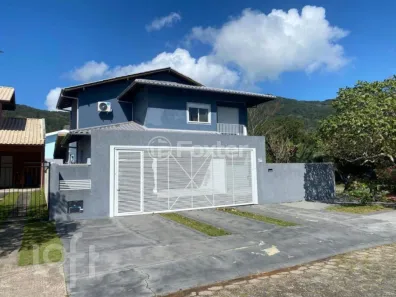 Casa com 4 Quartos à venda, 236m² no Pântano do Sul, Florianópolis