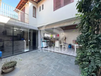 Sobrado com 3 Quartos à venda, 210m² no Jardim Alzira, São Paulo