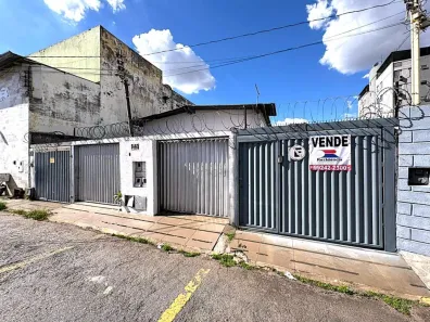 Casa com 7 Quartos à venda, 188m² no Setor Central, Goiânia