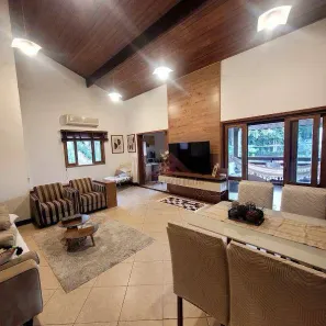 Casa de Condomínio com 4 Quartos à venda, 361m² no Sapê, Niterói