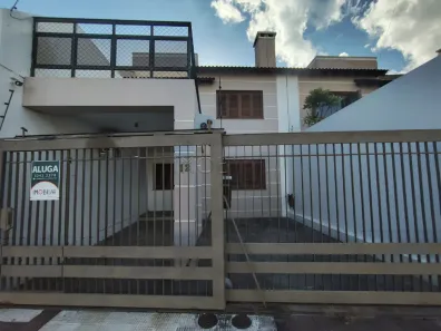 Casa com 3 Quartos para alugar, 135m² no Jardim do Castelo, Bagé