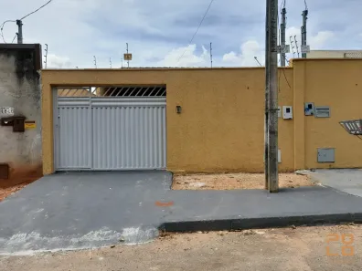 Casa com 2 Quartos para alugar, 90m² no Residencial Center Ville, Goiânia