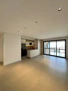 Apartamento com 3 Quartos para alugar, 120m² no Zona 03, Maringá