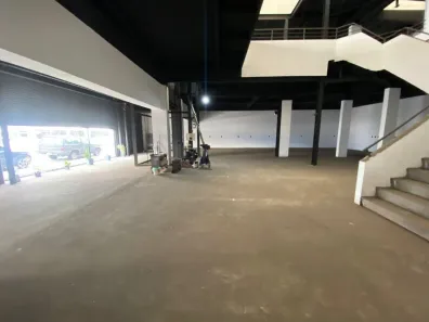 Galpão/Depósito/Armazém para venda ou aluguel, 945m² no Indianópolis, São Paulo