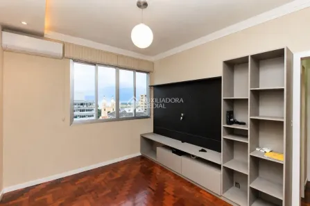 Apartamento com 2 Quartos para alugar, 75m² no Centro, Florianópolis