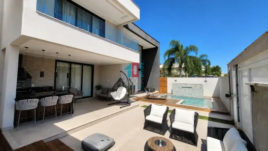 Casa de Condomínio com 5 Quartos à venda, 450m² no Recreio dos Bandeirantes, Rio de Janeiro