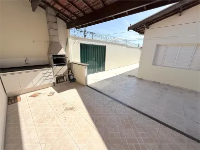 Casa com 3 Quartos para alugar, 136m² no Jardim Petrópolis, Piracicaba