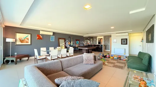 Apartamento com 3 Quartos à venda, 244m² no Cristal, Porto Alegre