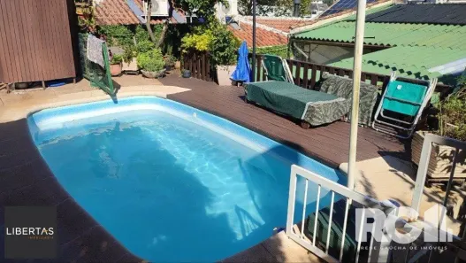Casa com 3 Quartos à venda, 230m² no Chácara das Pedras, Porto Alegre