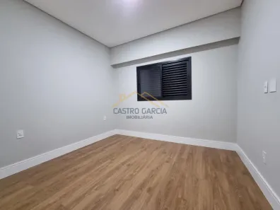 Casa com 3 Quartos para alugar, 143m² no Parque Universitário, Americana