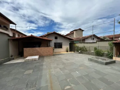 Casa com 4 Quartos à venda, 316m² no Itapoã, Belo Horizonte