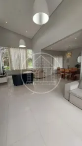 Casa com 3 Quartos à venda, 220m² no Centro, Embu-Guaçu
