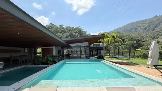 Casa com 6 Quartos para alugar, 1286m² no Mangaratiba, Mangaratiba