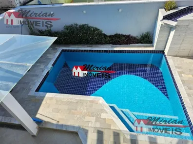 Sobrado com 4 Quartos à venda, 250m² no Parque Turistico, Peruíbe