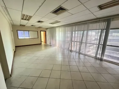 Sala Comercial à venda, 74m² no Comércio, Salvador