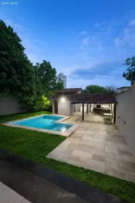 Casa com 2 Quartos à venda, 273m² no Glória, Macaé
