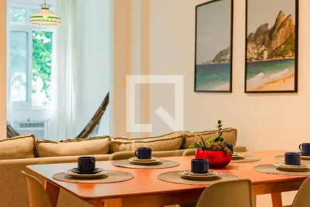 Apartamento com 3 Quartos à venda, 110m² no Leme, Rio de Janeiro