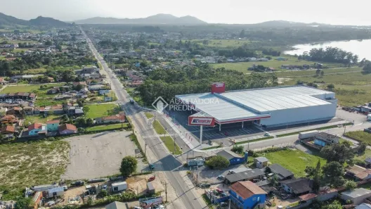 Lote/Terreno à venda, 675m² no Araçatuba, Imbituba